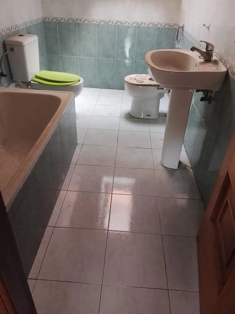 Bathroom of Flat for sale in Bembibre  with Heating and Balcony