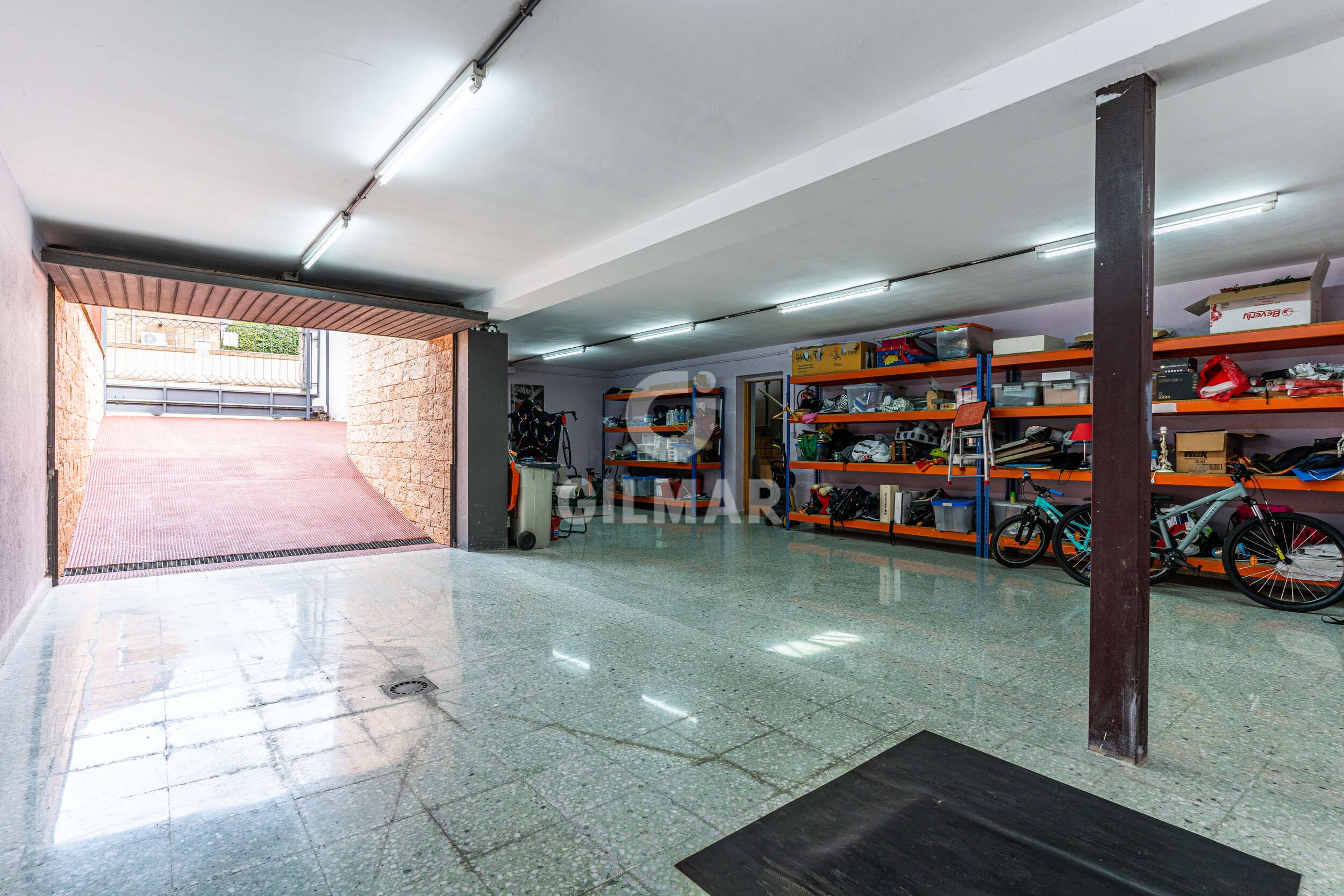 Casa o xalet en venda en Arroyomolinos (Madrid) amb Calefacció, Jardí privat i Piscina