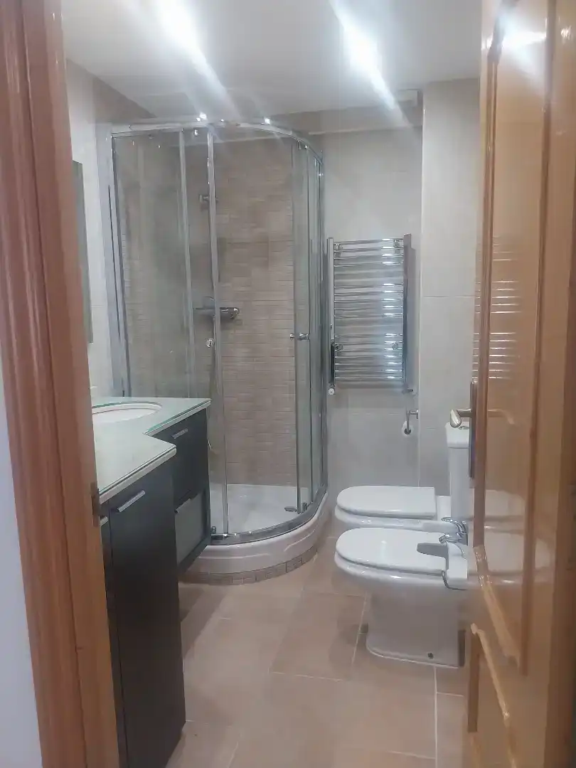 Bany de Pis en venda en Getafe amb Aire condicionat