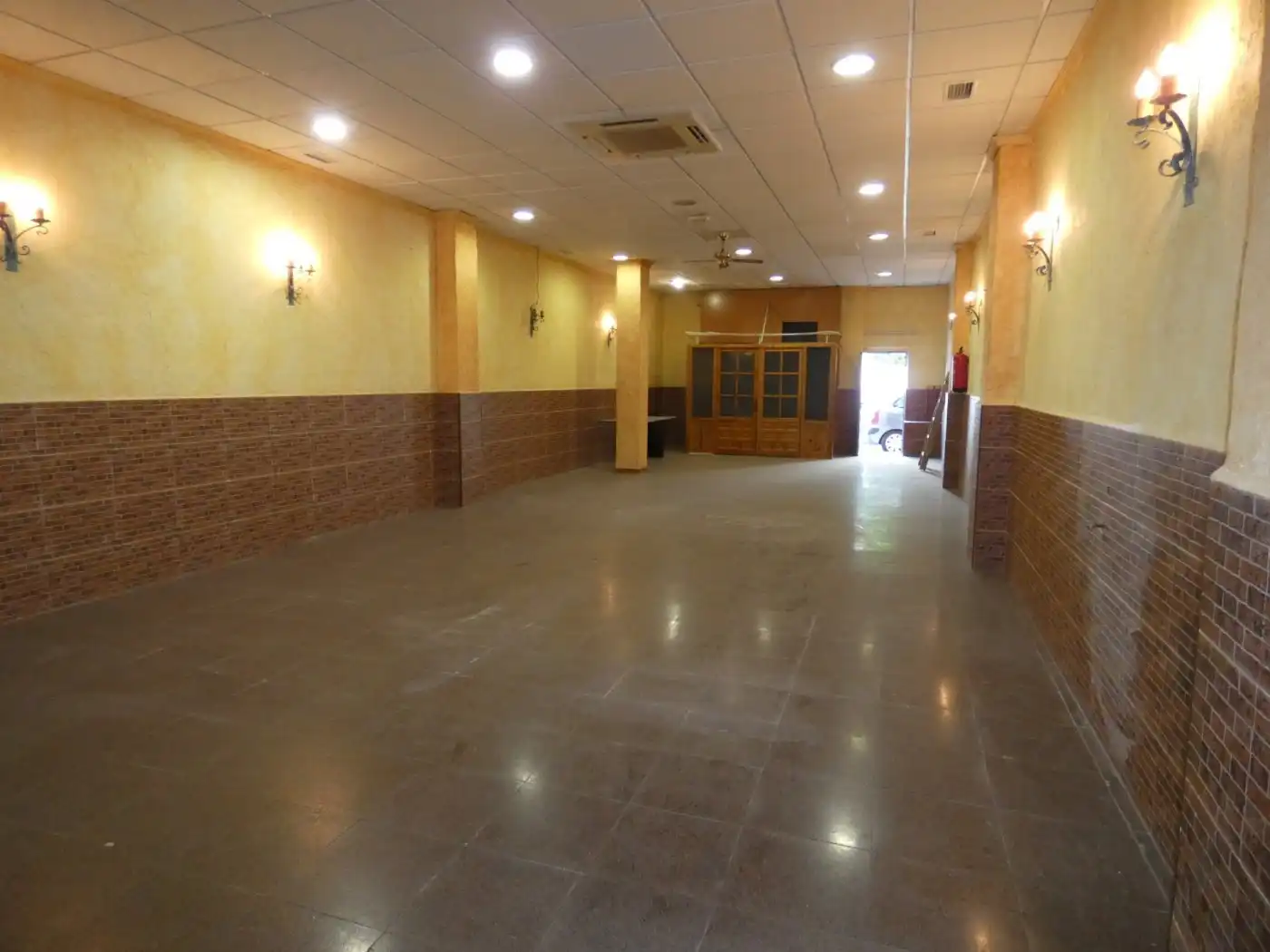 Local comercial en venda a Casco Urbano, imagen 3