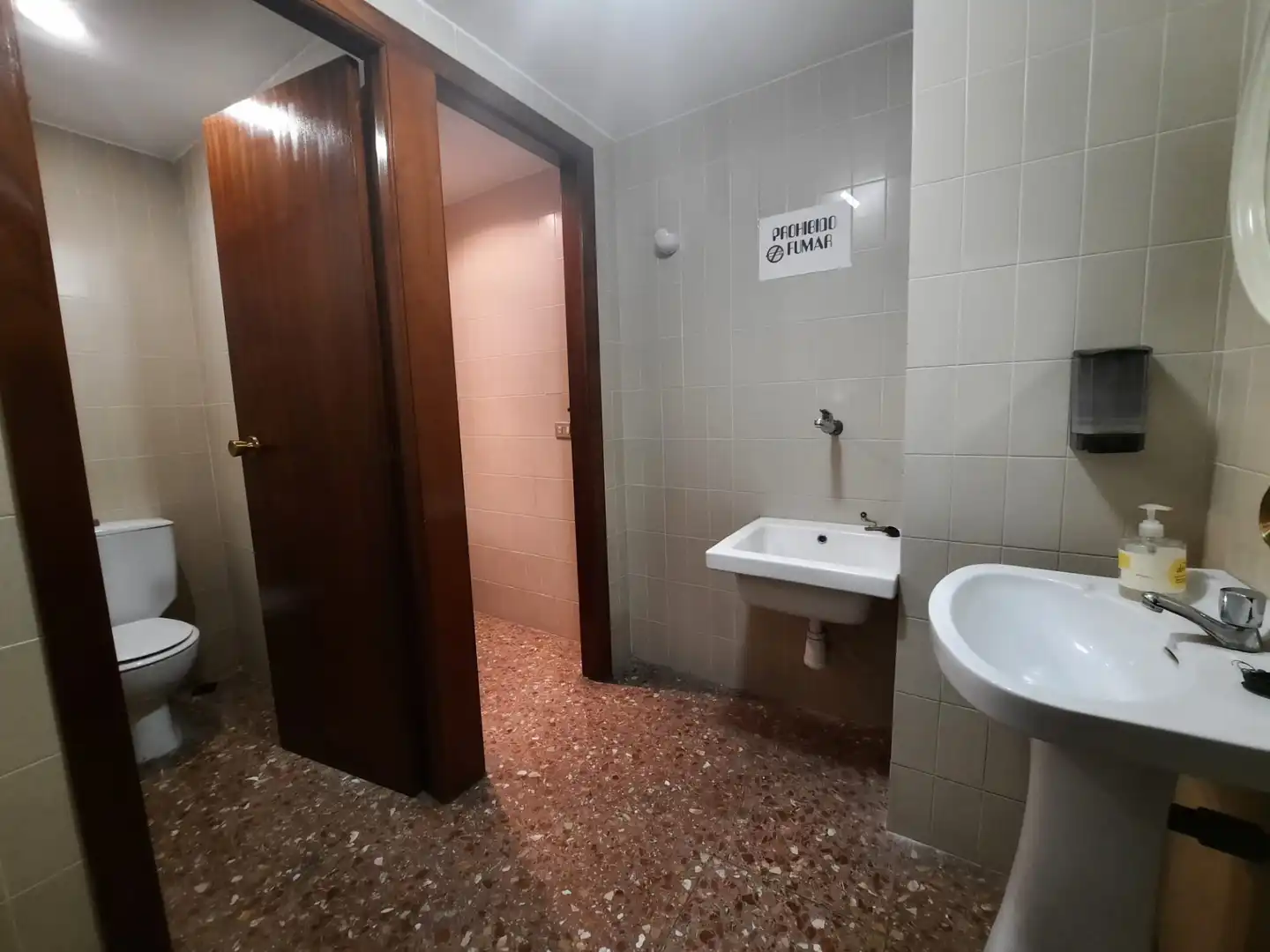 Local comercial de lloguer a Plaça del Jutge Borrull, imagen 11