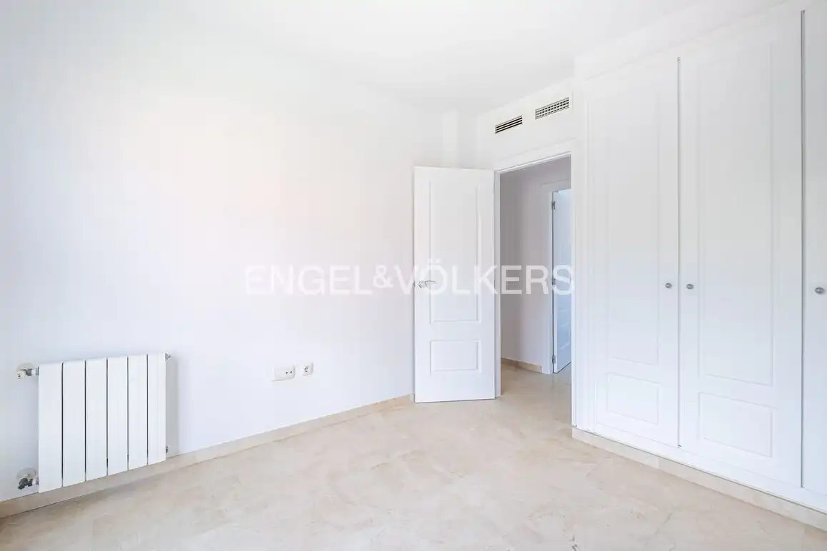 Apartment with pool for sale in Golf Bahía, imagen 15