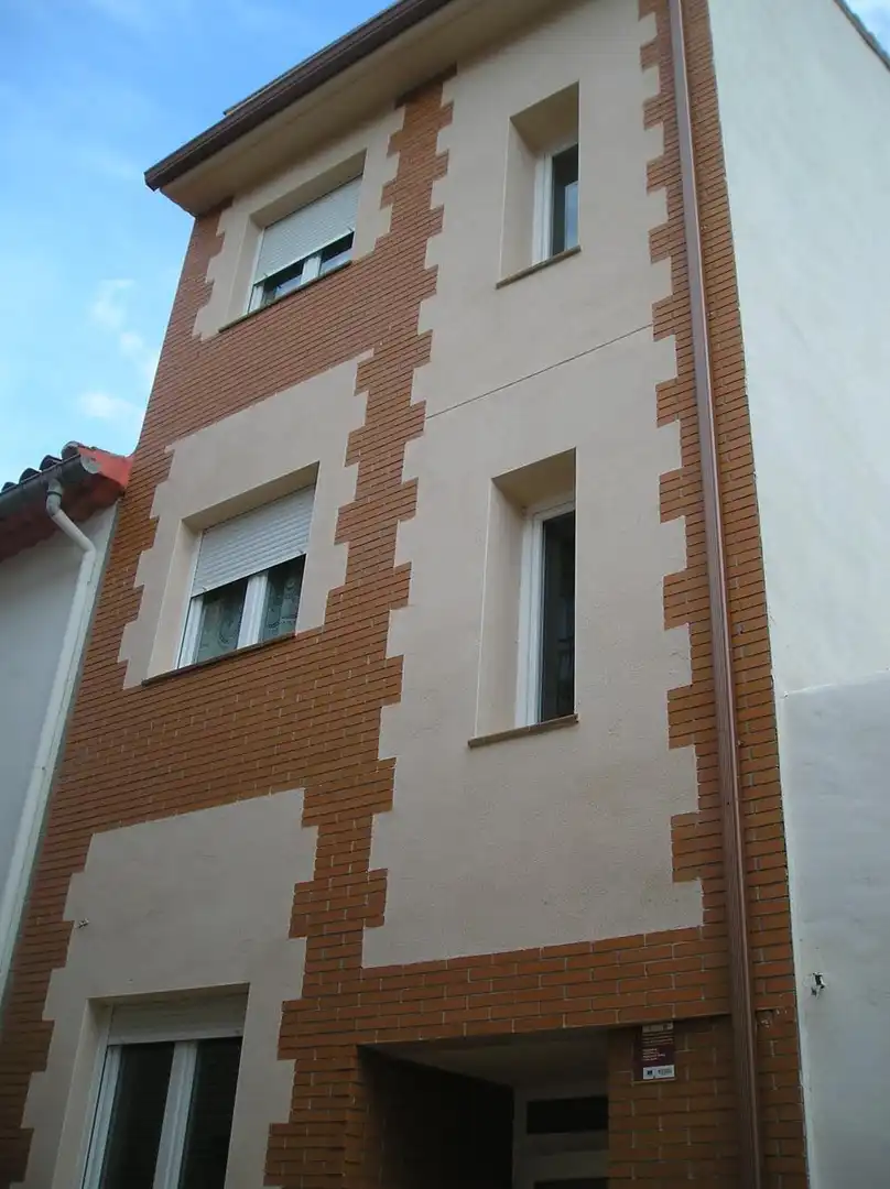Außenansicht von Gebäude zum Verkauf in Alhama de Aragón
