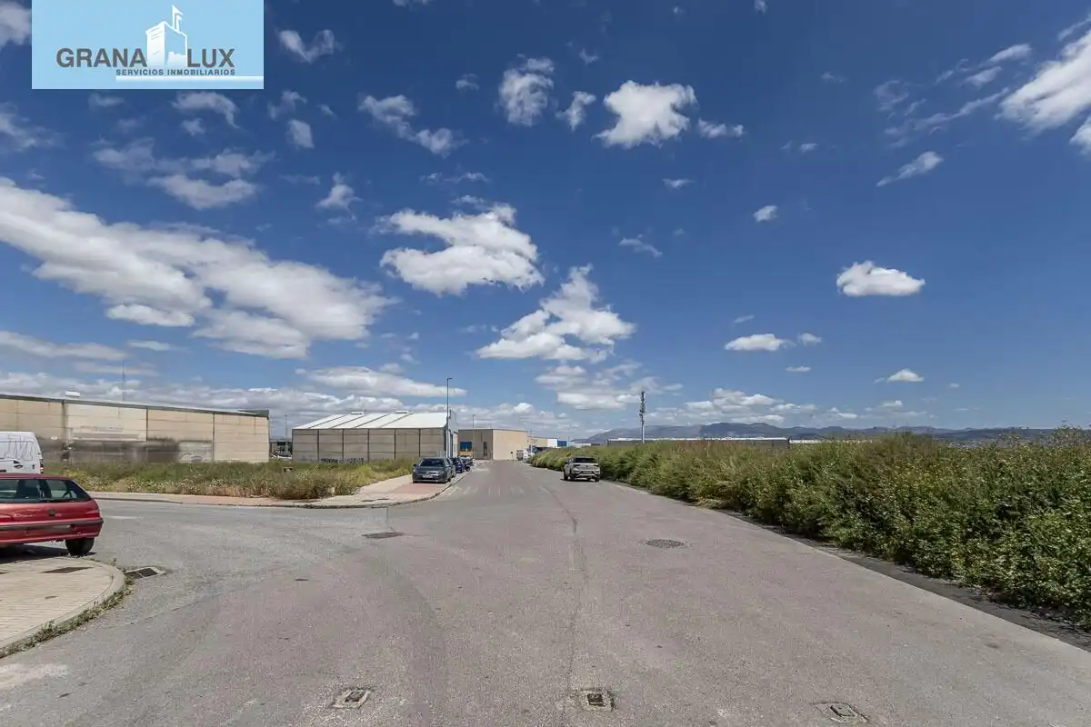 Industrial land for sale in Paseo de las Andás, imagen 4