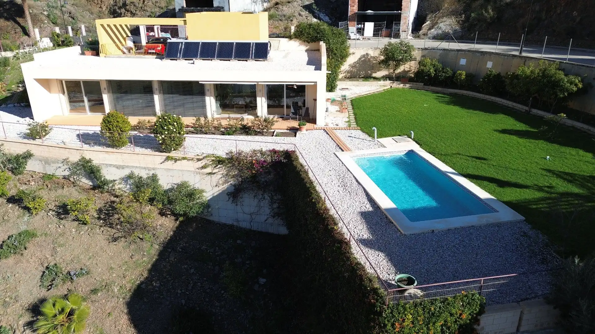 Piscina de Casa o xalet en venda en Torrox amb Aire condicionat, Jardí privat i Terrassa