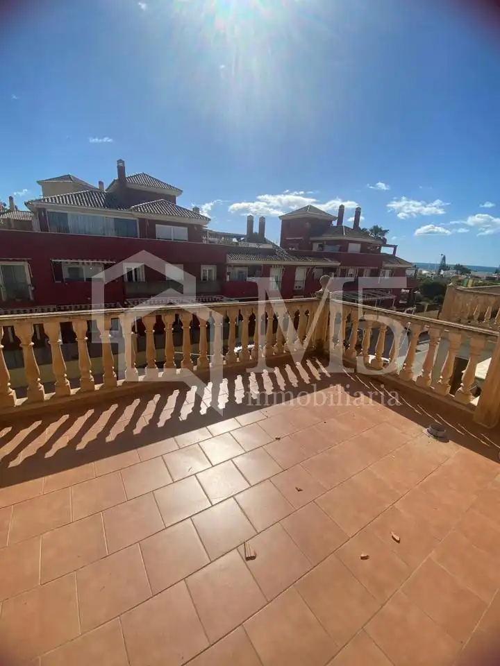 Terraza de Casa adosada en venta en Vélez-Málaga con Jardín privado