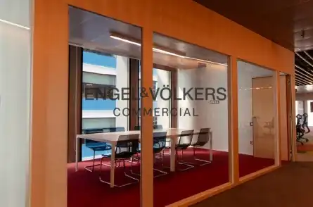 Office for rent in Barcelona  with Air Conditioner and Furnished