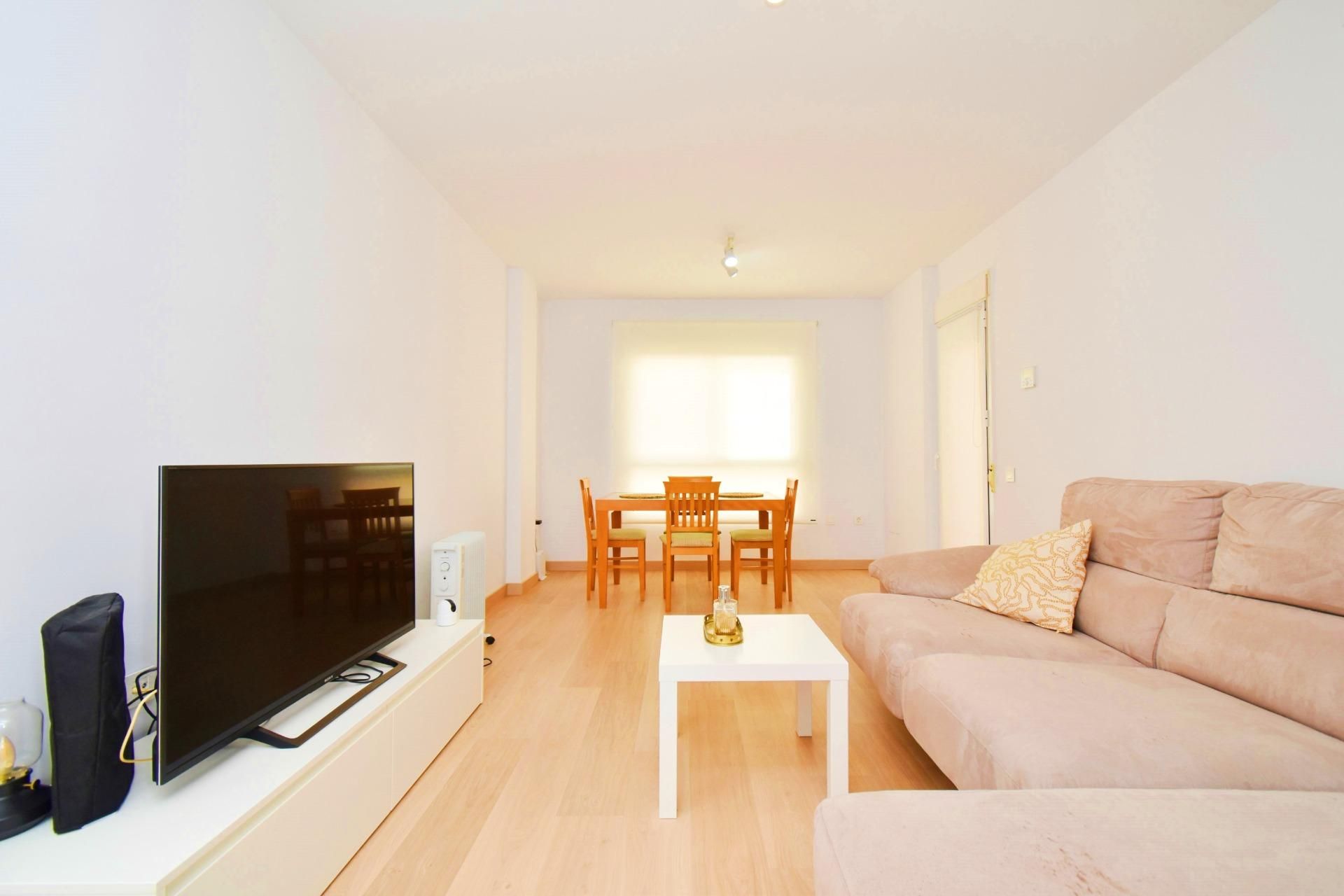 Sala de estar de Piso en venta en El Ejido con Parquet y Terraza