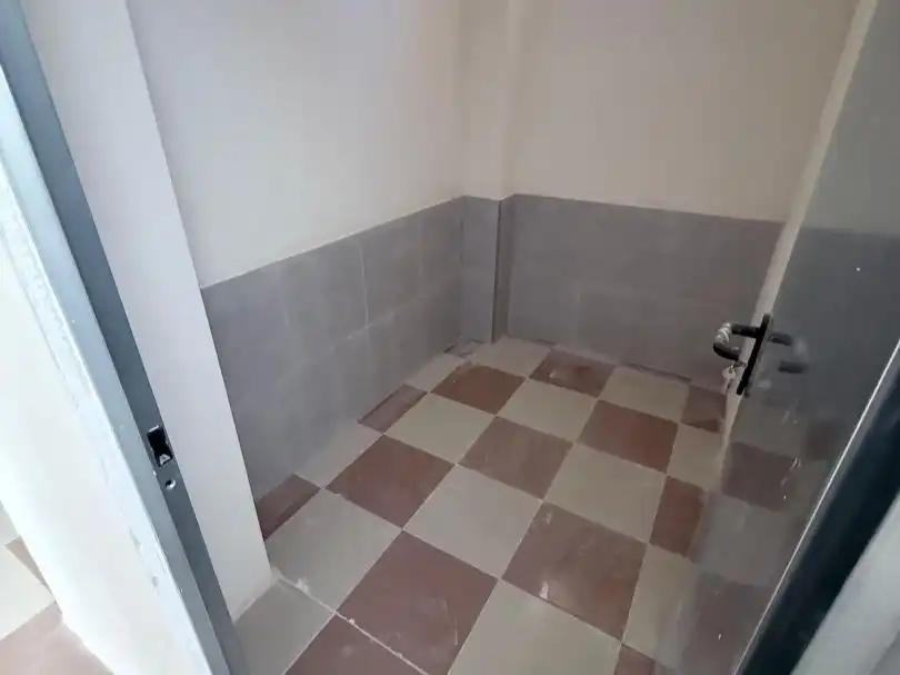 Badezimmer von Lagerraum zur Miete in Fuenlabrada