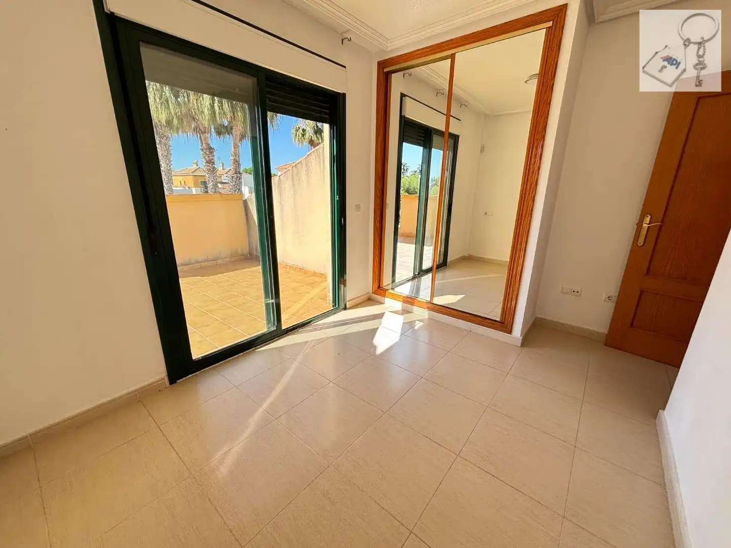 Vista exterior de Casa o chalet en venta en Almoradí con Terraza y Piscina