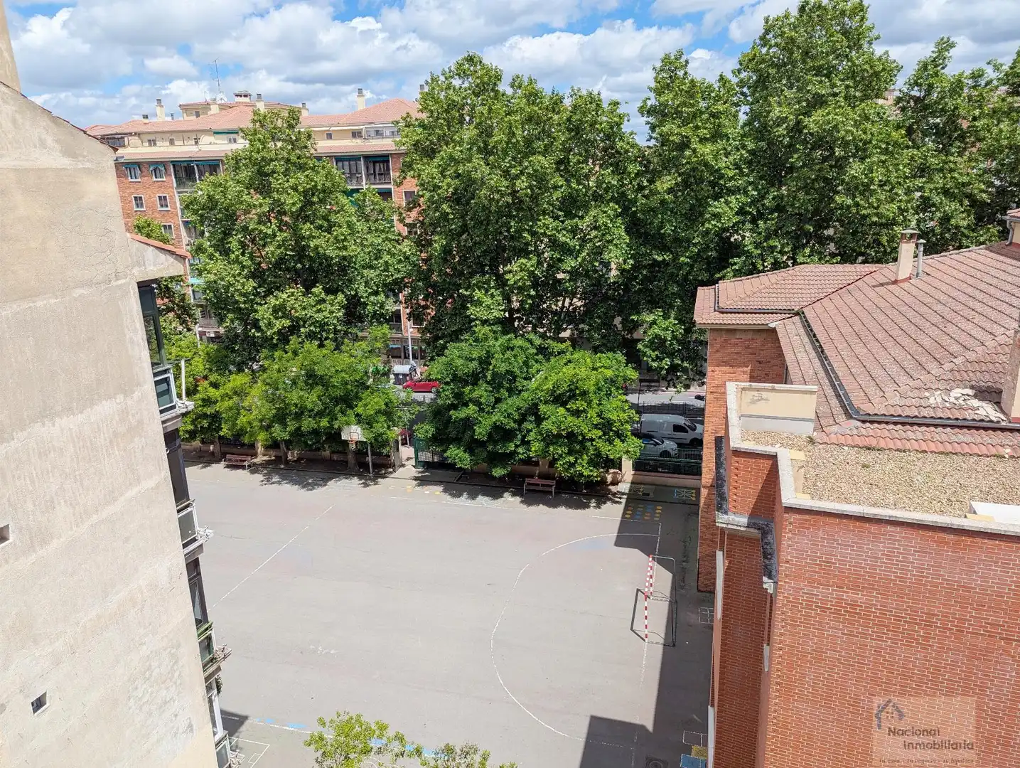 Vista exterior de Dúplex en venta en Segovia con Calefacción, Parquet y Trastero
