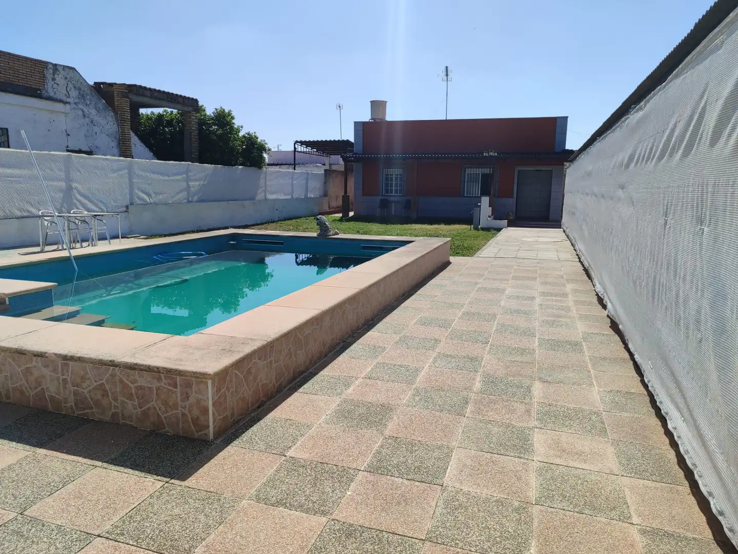 Piscina de Casa o xalet de lloguer en Utrera amb Aire condicionat, Jardí privat i Terrassa