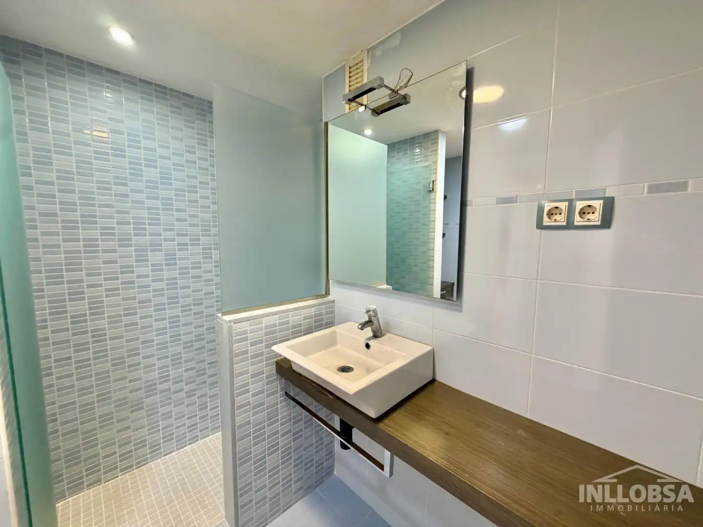 Baño de Dúplex en venta en Manresa con Aire acondicionado, Calefacción y Parquet