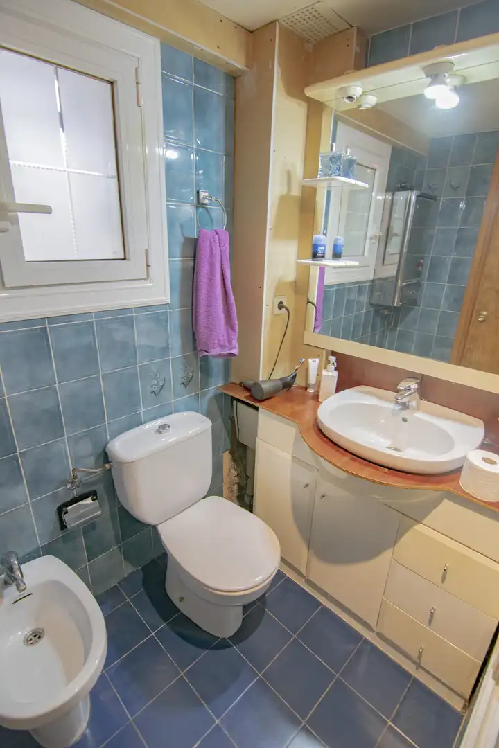 Baño de Piso en venta en Barcelona con Calefacción