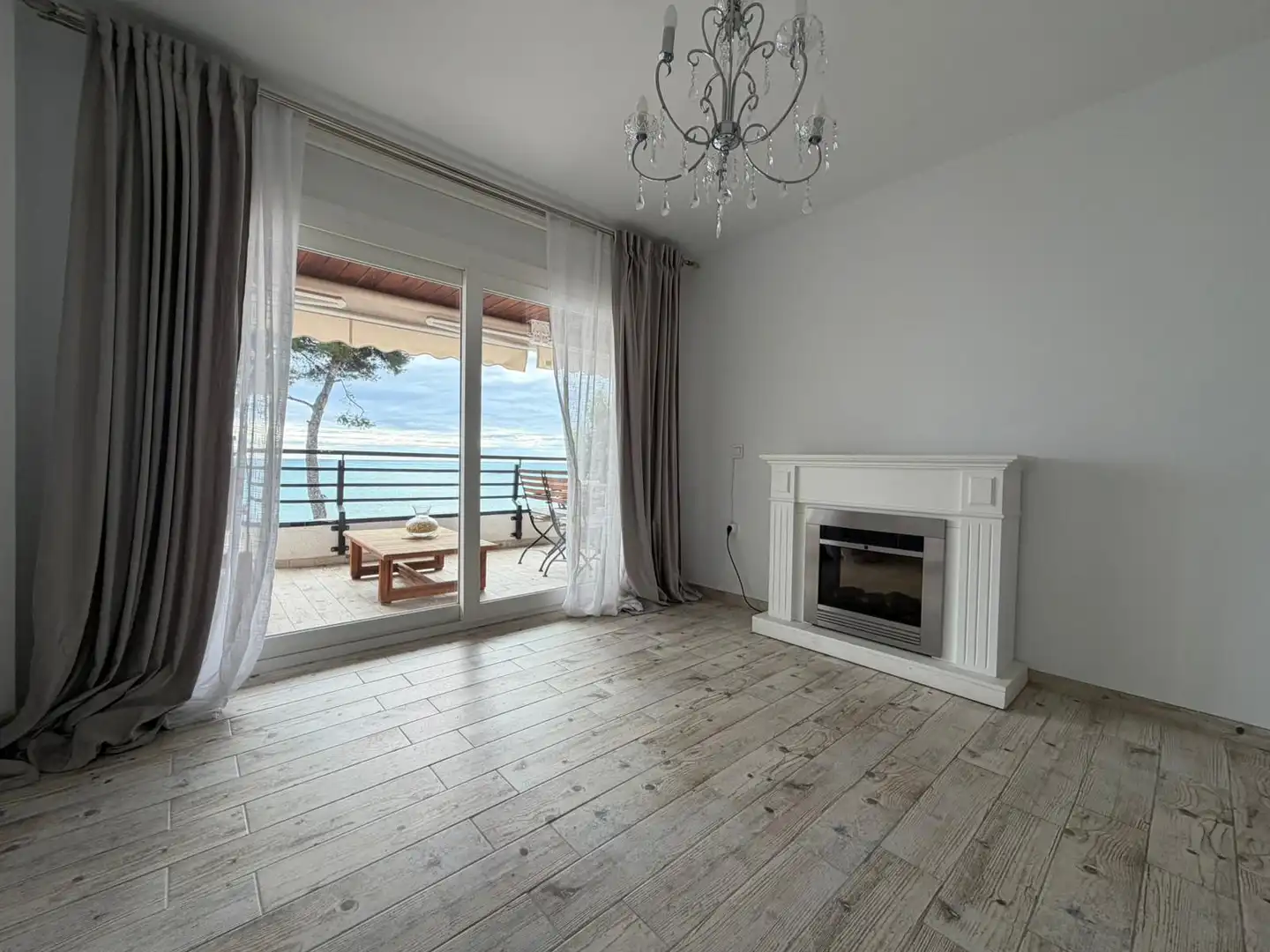 Sala de estar de Apartamento en venta en Mont-roig del Camp con Parquet, Amueblado y Horno