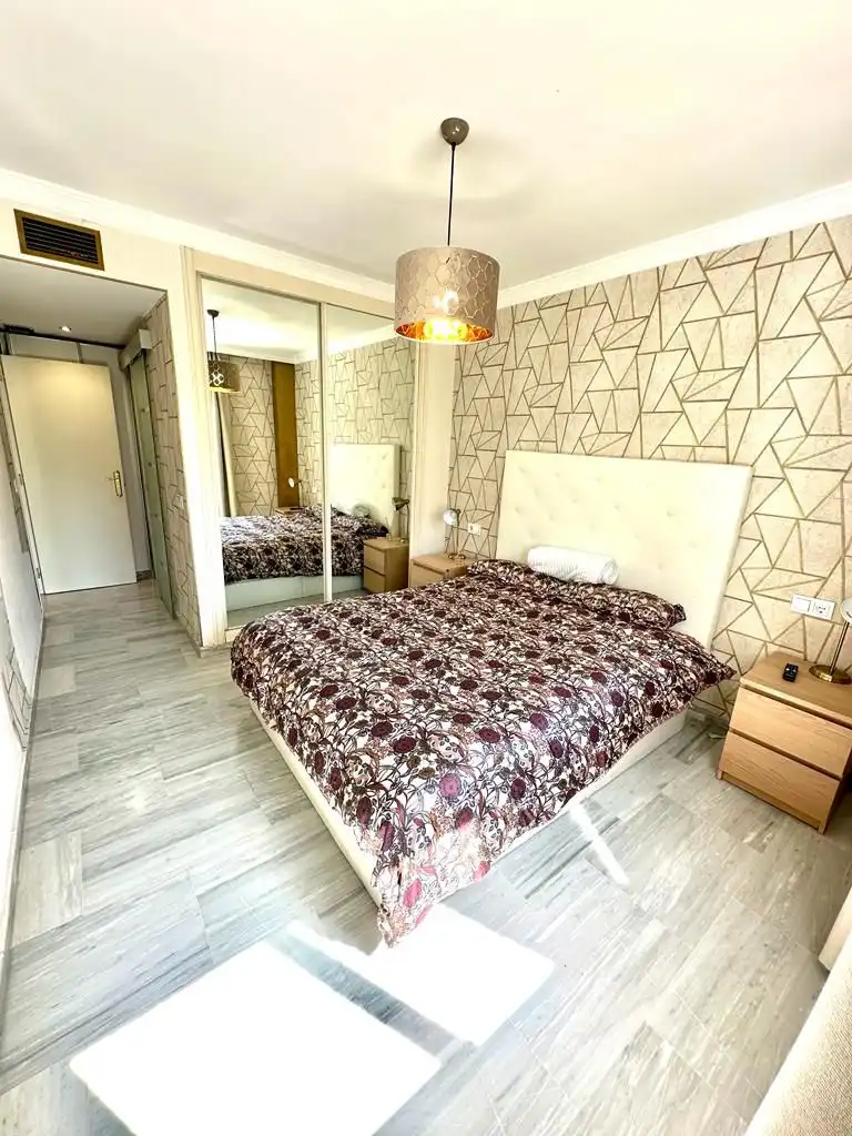 Habitación de Apartamento de alquiler en Marbella con Piscina comunitaria