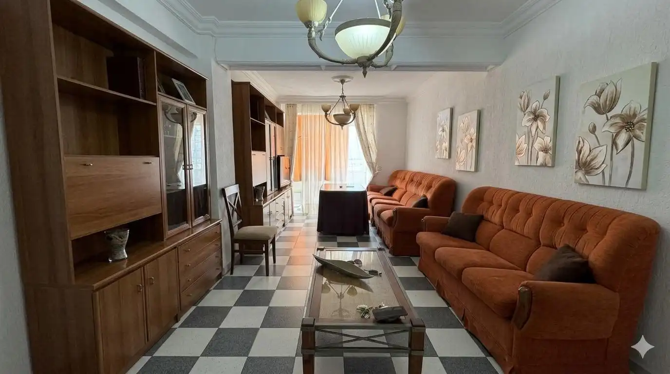 Sala d'estar de Pis en venda en Huelva amb Moblat
