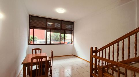 Foto 2 de Casa adosada en venta en Calle Clemencia Hardisson, Vistabella - Villa Benitez - Ballester, Santa Cruz de Tenerife Capital