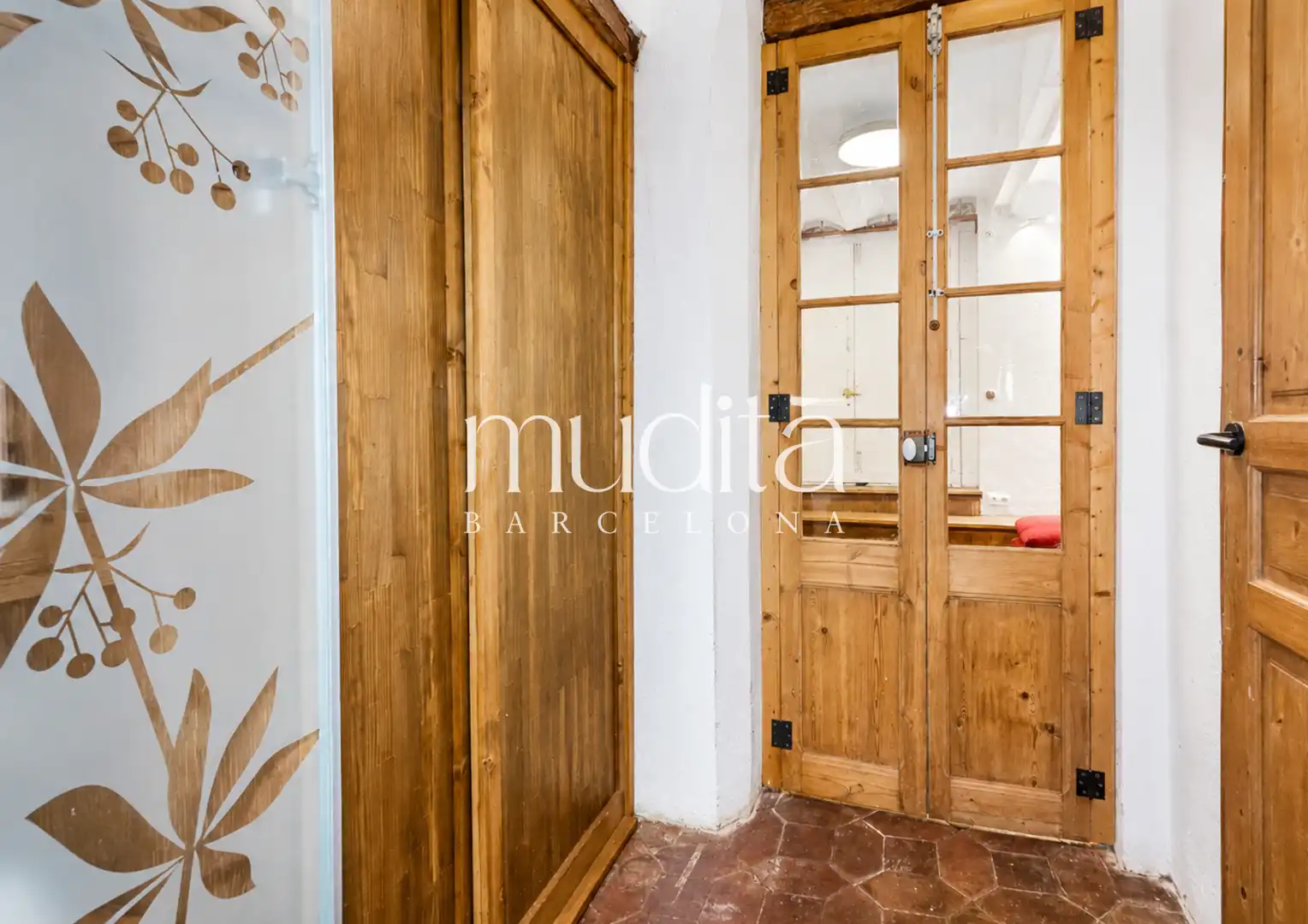 Apartments for sale in Barcelona  with Heating and Alarm