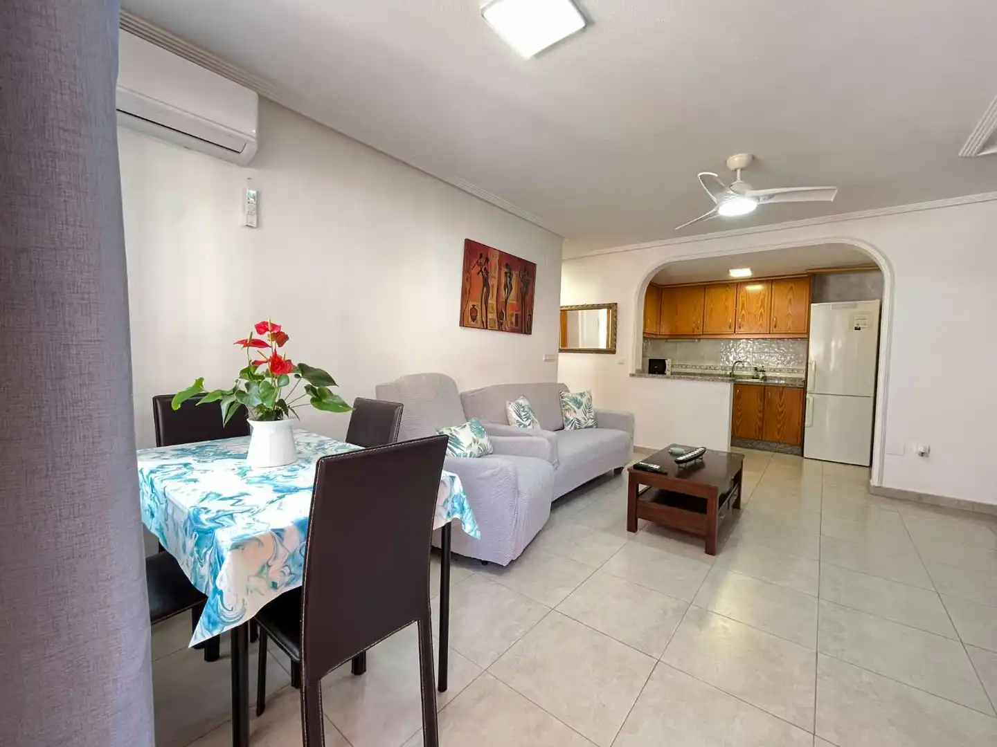 Esszimmer von Wohnungen zum Verkauf in Orihuela mit Klimaanlage, Schwimmbad und Möbliert