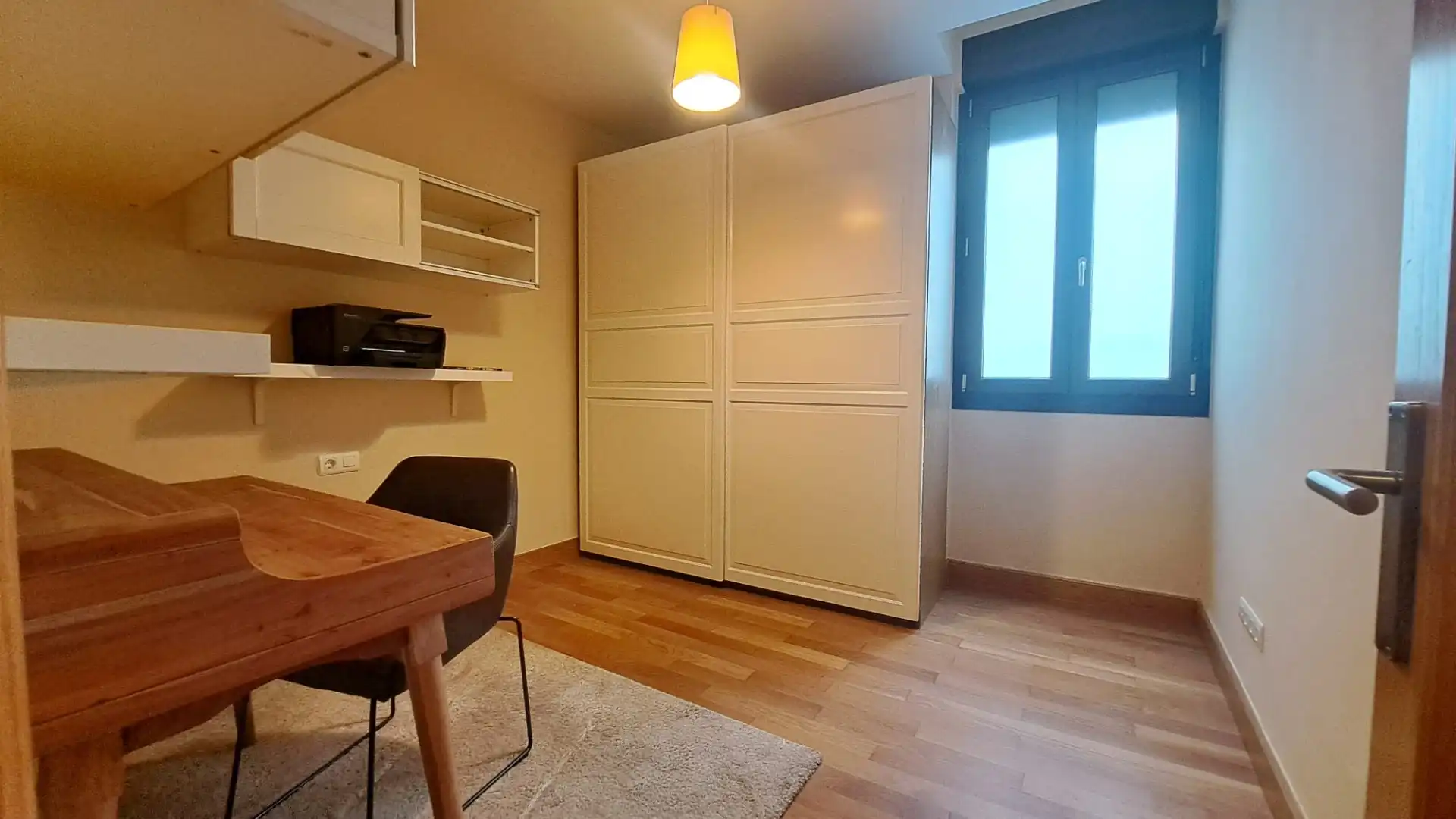 Bedroom of Flat for sale in Bilbao   with Heating, Oven and Washing machine