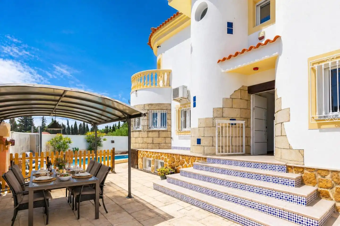 Terrace of Houses for sale in Elche / Elx  with Air Conditioner, Heating and Private garden