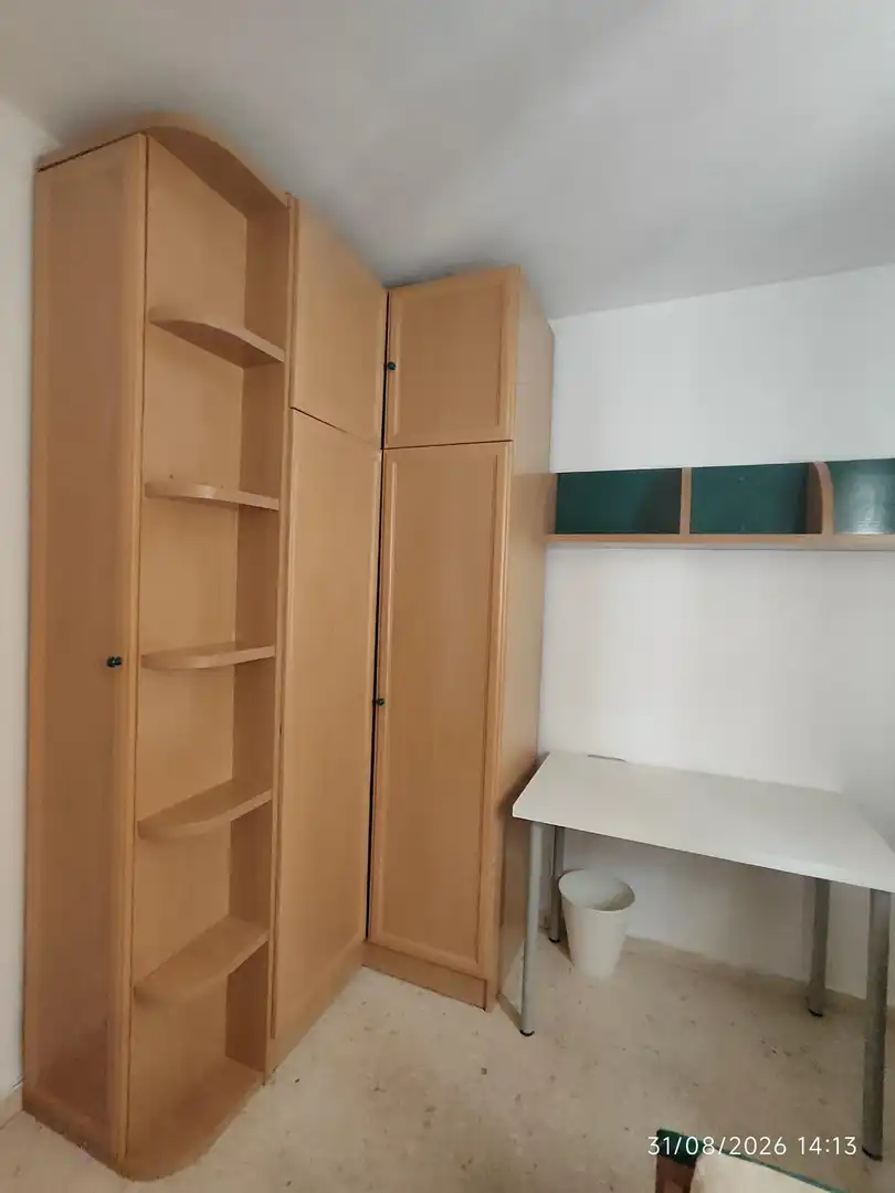Habitación de Piso de alquiler en Málaga con Aire acondicionado, Terraza y Amueblado