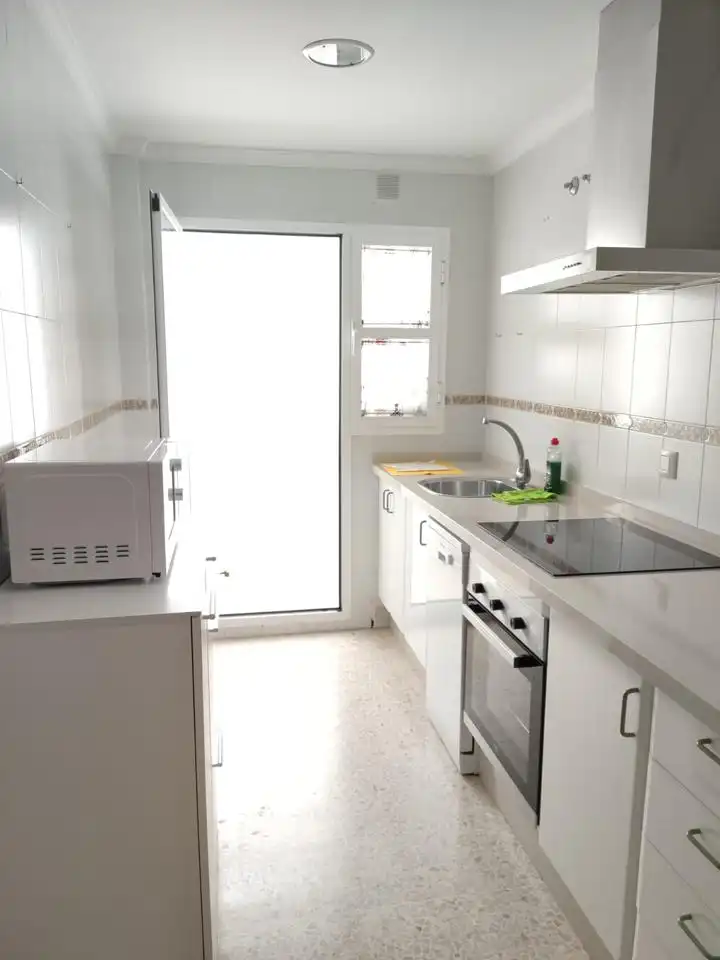 Küche von Wohnung zur Miete in Sanlúcar de Barrameda mit Klimaanlage, Parkett und Terrasse