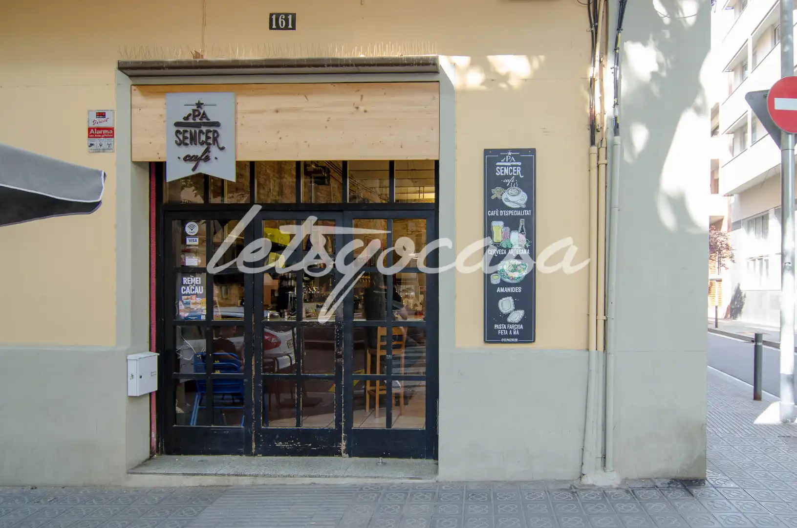 Local en venda en Barcelona amb Aire condicionat, Calefacció i Terrassa