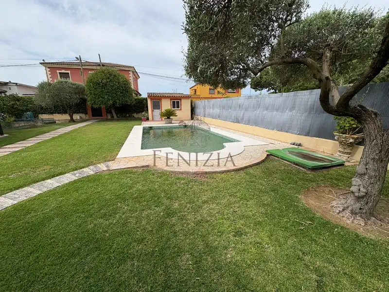 Garden of Houses for rent in El Puerto de Santa María  with Air Conditioner, Private garden and Storage room