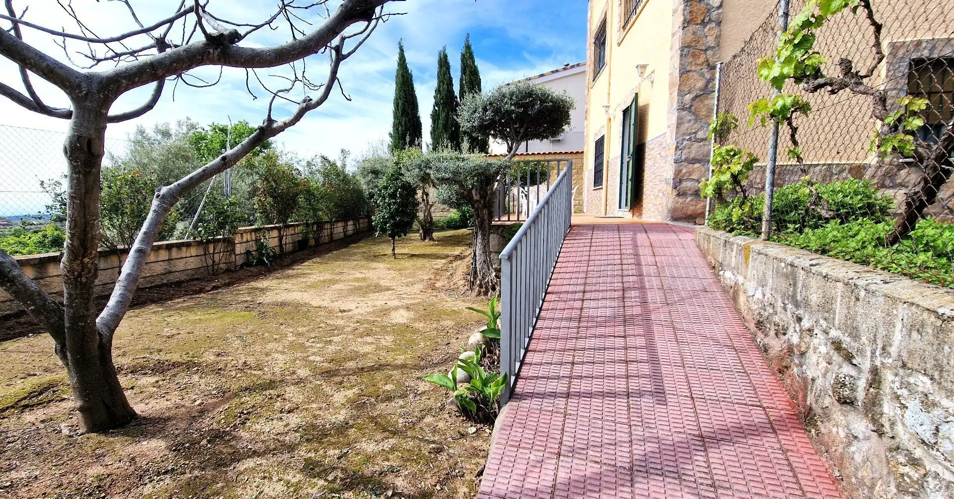 House with garden for sale in Jarandilla de la Vera, imagen 4