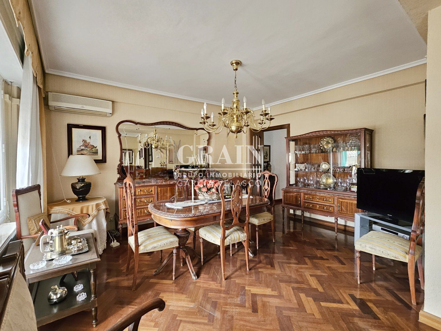 Dining room of Flat for sale in  Albacete Capital  with Air Conditioner, Heating and Parquet flooring