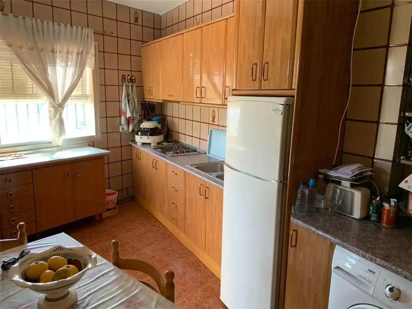 Cuina de Casa o xalet en venda en Urbanización Santa Rosa
