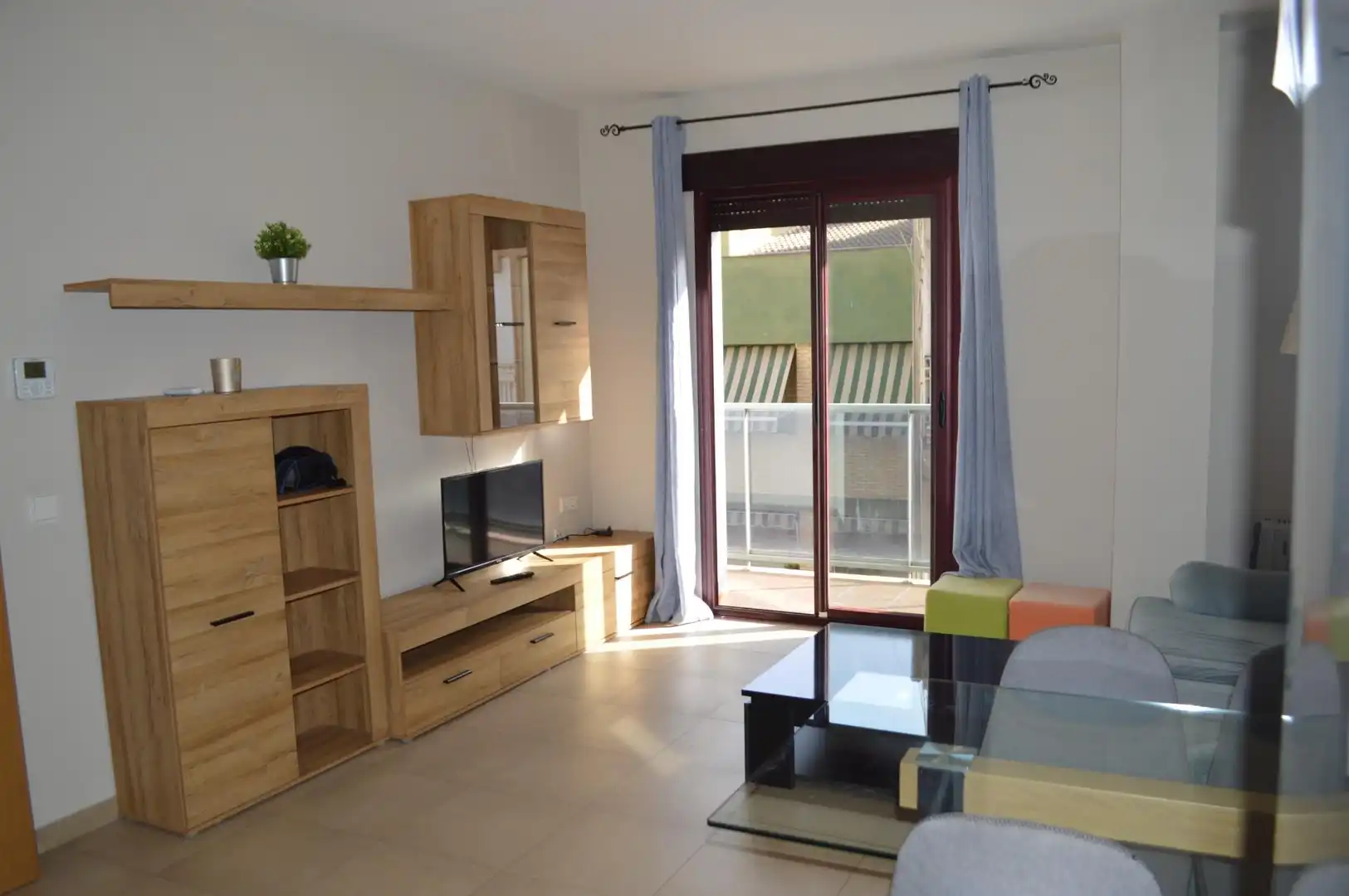 Apartament de lloguer a Calle SAGRADA FAMILIA, Angustias - Chana - Encina