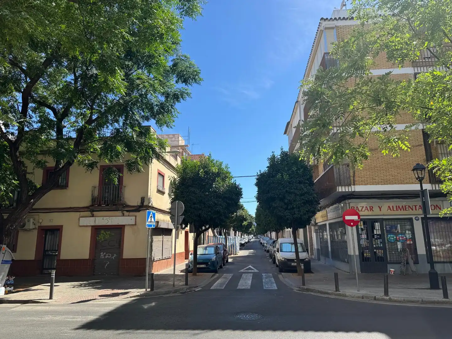 Exterior view of Houses for sale in Sevilla  with Terrace and Balcony