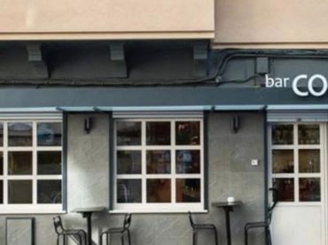 Local comercial en venda a Avenida Hércules 5