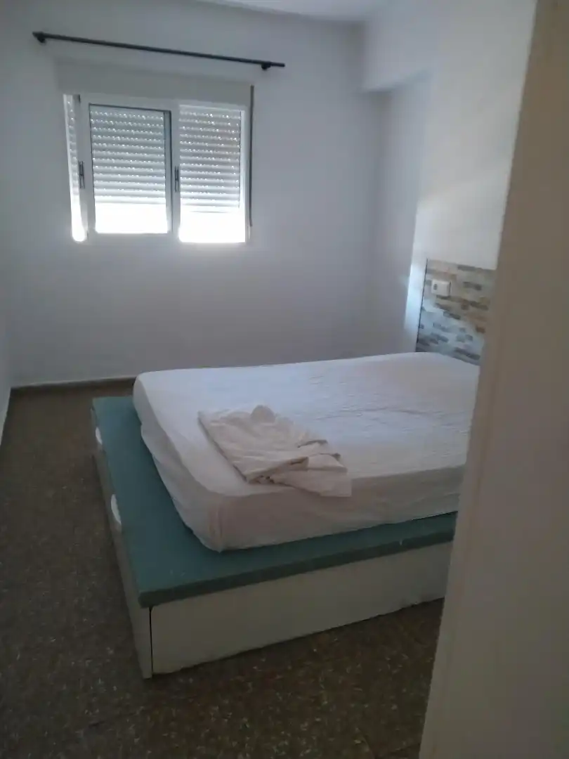 Habitación de Piso en venta en Valencia con Amueblado y Horno