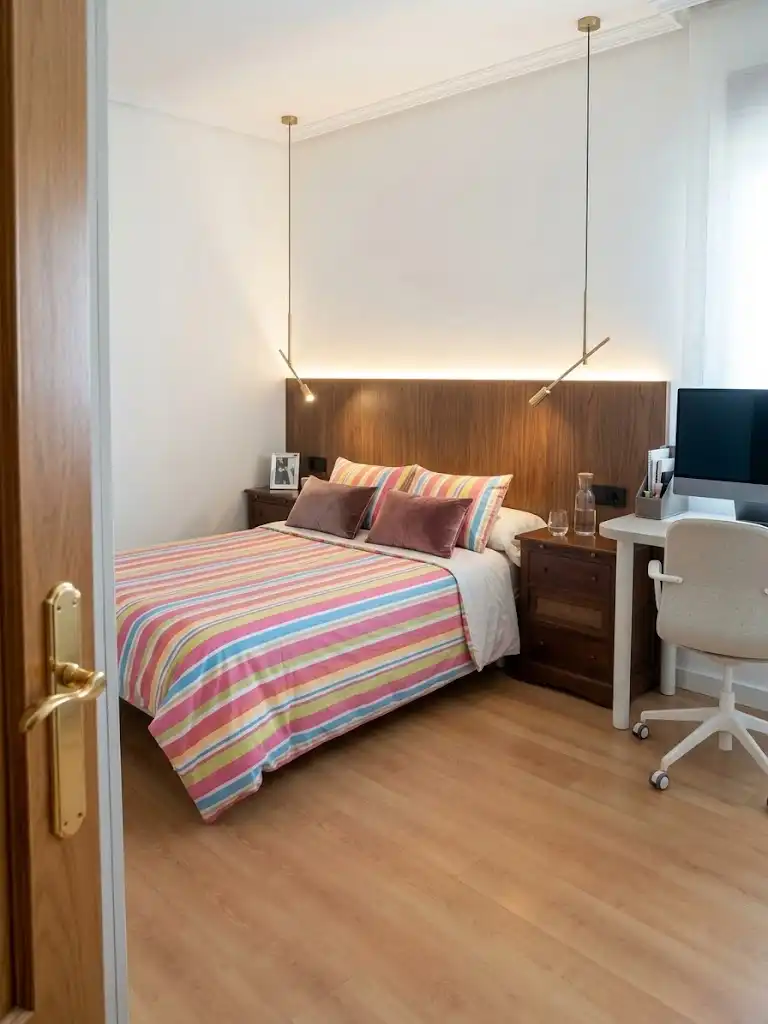 Casa aparellada amb terrassa en venda a Villanueva de la Cañada ciudad, imagen 16