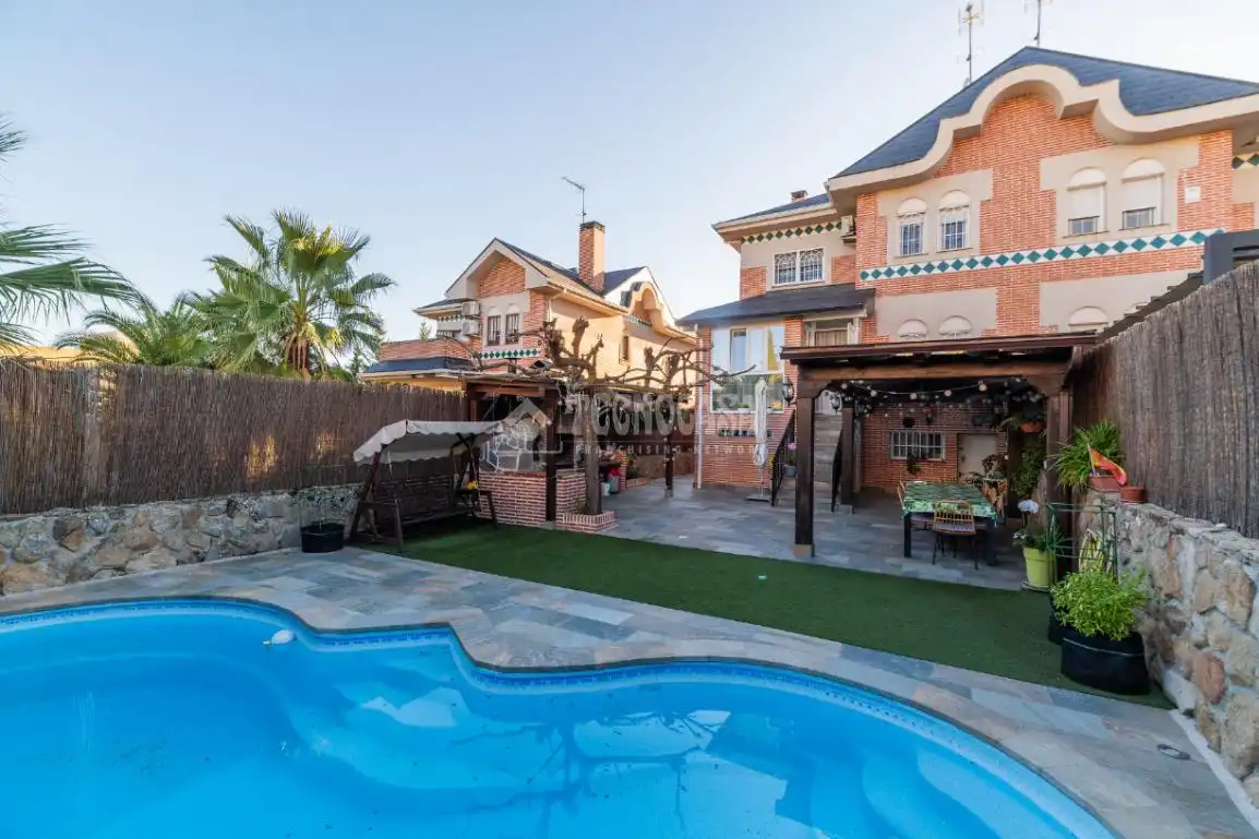 Doppelhaushälfte mit Terrasse zum Verkauf in Zona el Caño, imagen 2