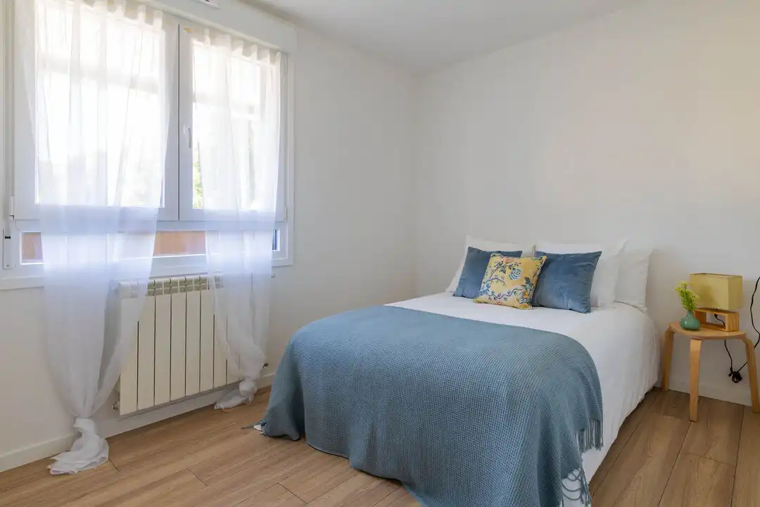 Habitación de Piso en venta en Irun  con Calefacción y Terraza