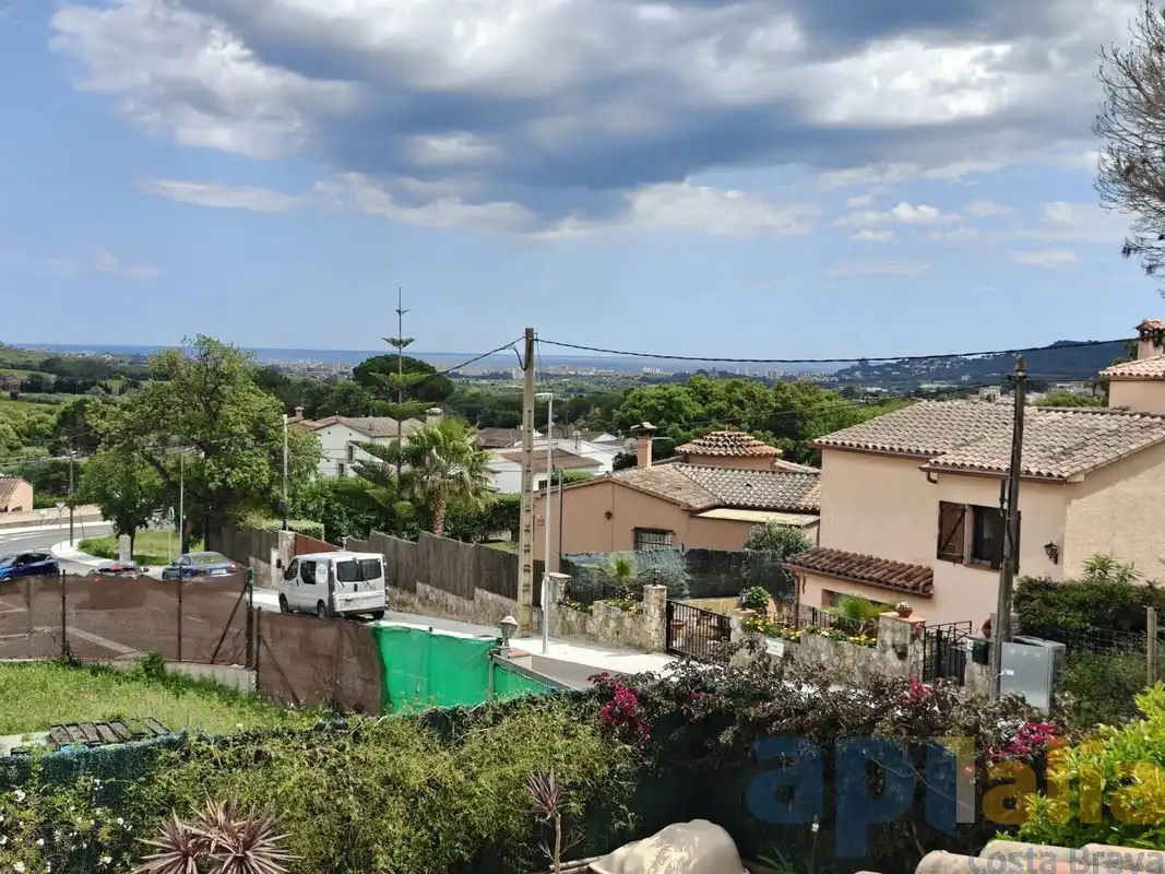 Vista exterior de Casa o xalet en venda en Calonge i Sant Antoni amb Calefacció, Jardí privat i Terrassa