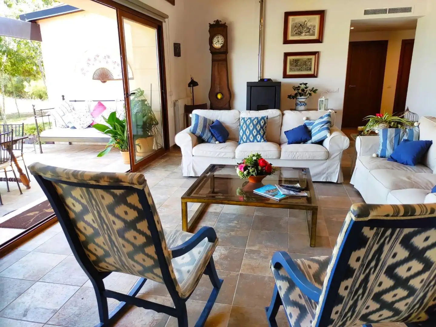 Wohnzimmer von Country house zum Verkauf in Muro mit Klimaanlage, Heizung und Privatgarten