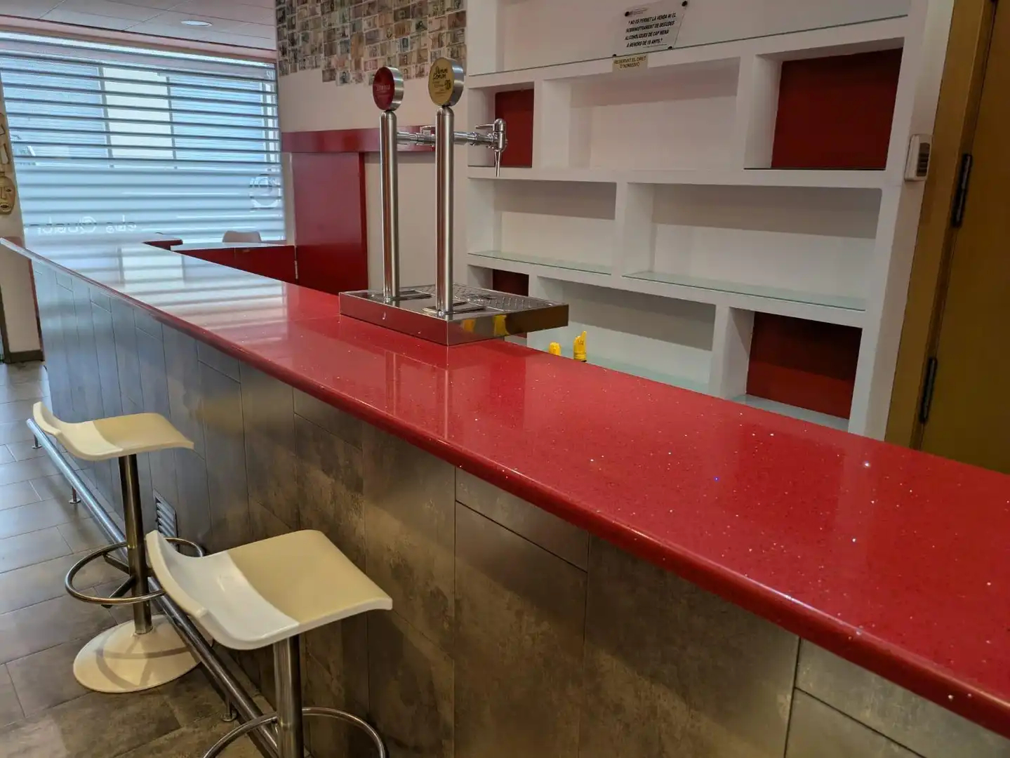 Cocina de Local en venta en Sant Jaume dels Domenys