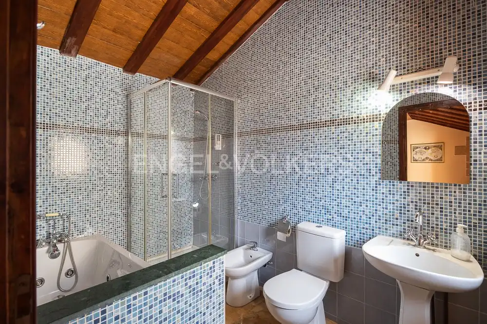 Baño de Casa o chalet en venta en El Palomar con Aire acondicionado, Calefacción y Terraza