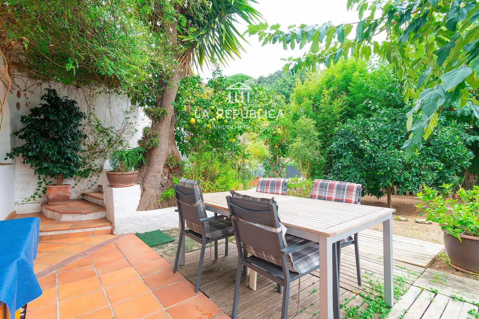 Jardín de Casa o chalet en venta en Cabrera de Mar con Aire acondicionado, Calefacción y Jardín privado
