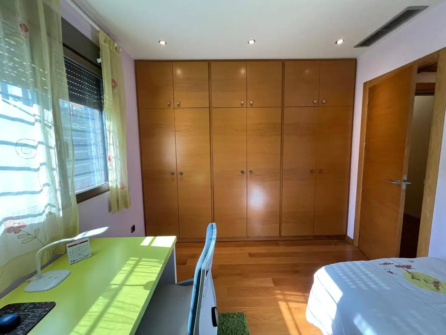 Bedroom of Houses for sale in Elche / Elx  with Air Conditioner, Private garden and Terrace