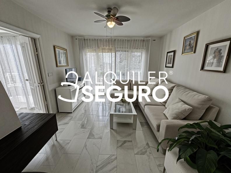 Flat to rent in Azahar, Nueva Andalucía centro