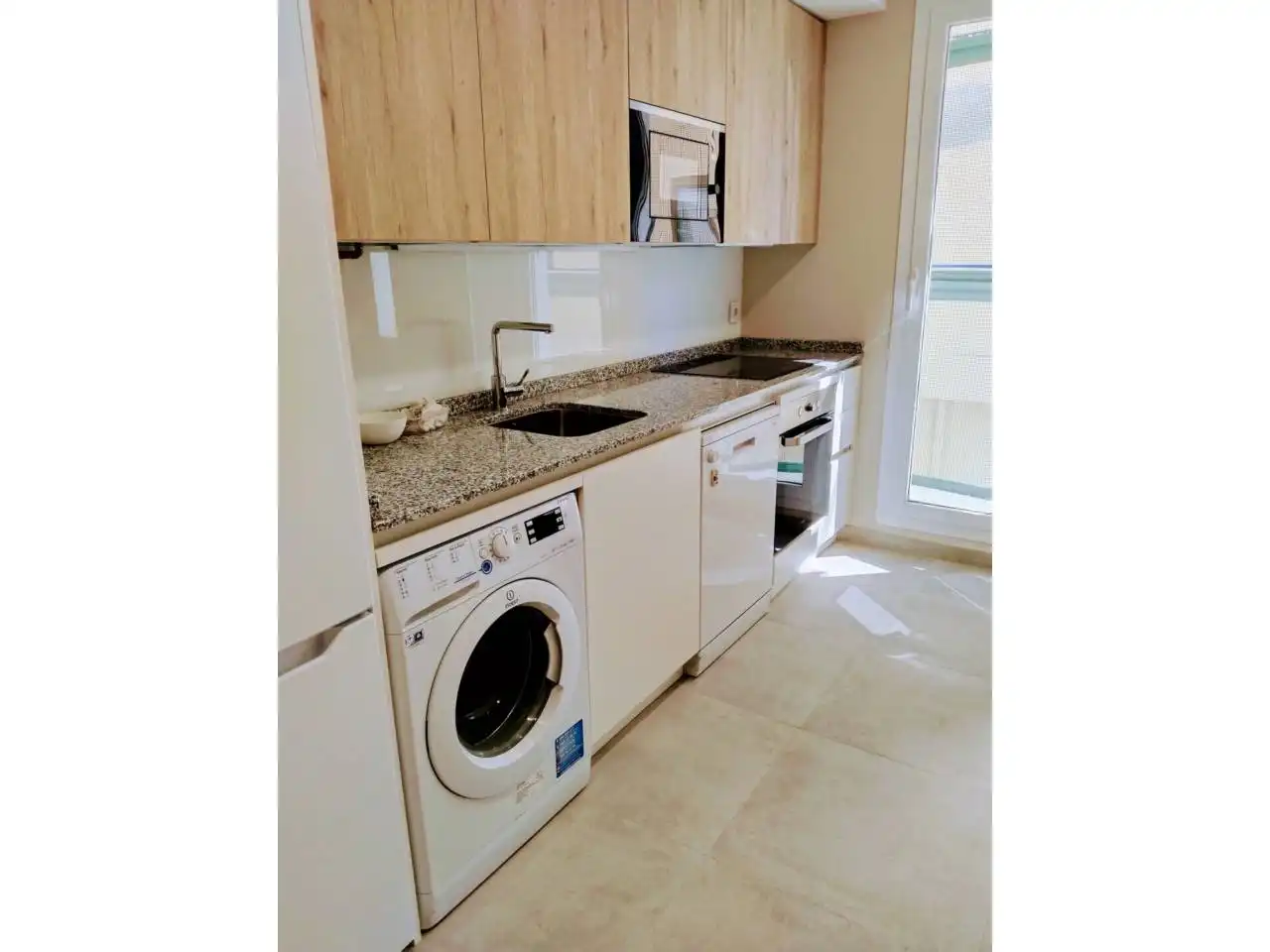 Cocina de Dúplex de alquiler en Burgos con Calefacción, Parquet y Amueblado