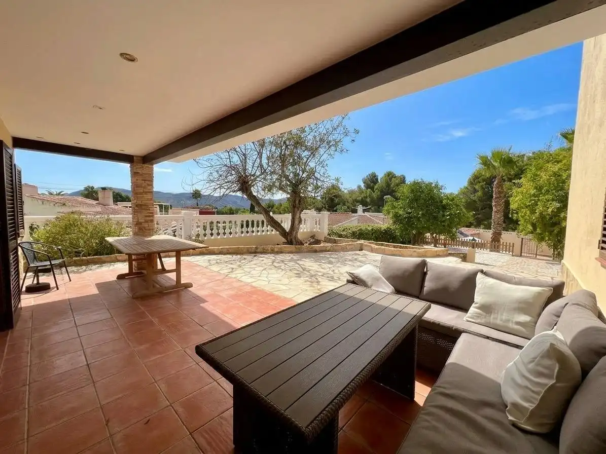Terrassa de Casa o xalet de lloguer en La Nucia amb Jardí privat, Terrassa i Piscina