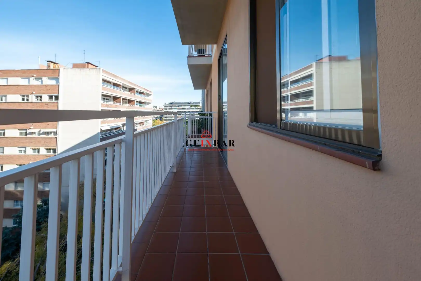 Terrasse von Wohnung zum Verkauf in Barcelona mit Klimaanlage, Heizung und Privatgarten